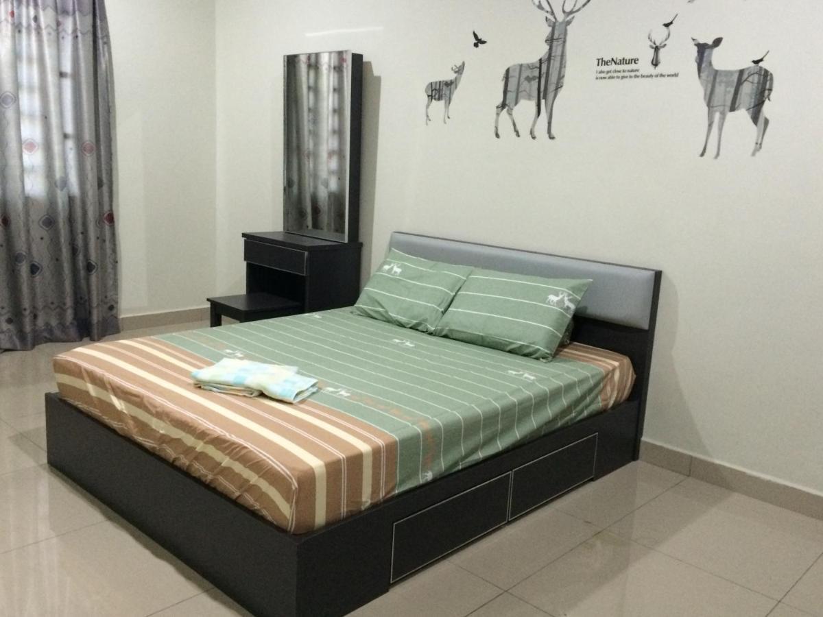 Sri Manjung Ma Maison Homestay Lumut Zewnętrze zdjęcie